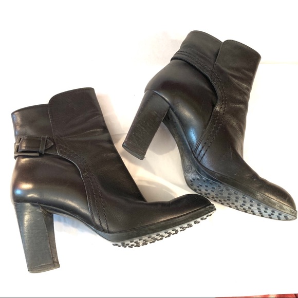 Tods Black Leather Ankle Bootie Heel Buckle 5.5
